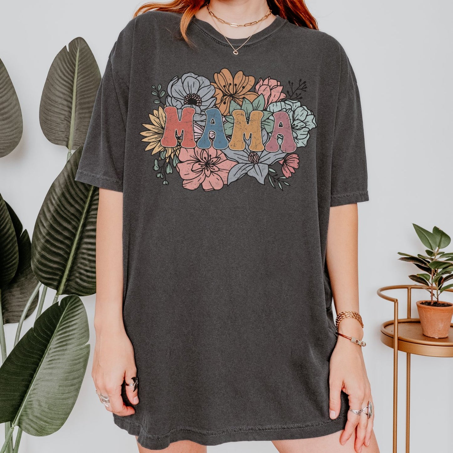 Retro Floral Mama T-Shirt