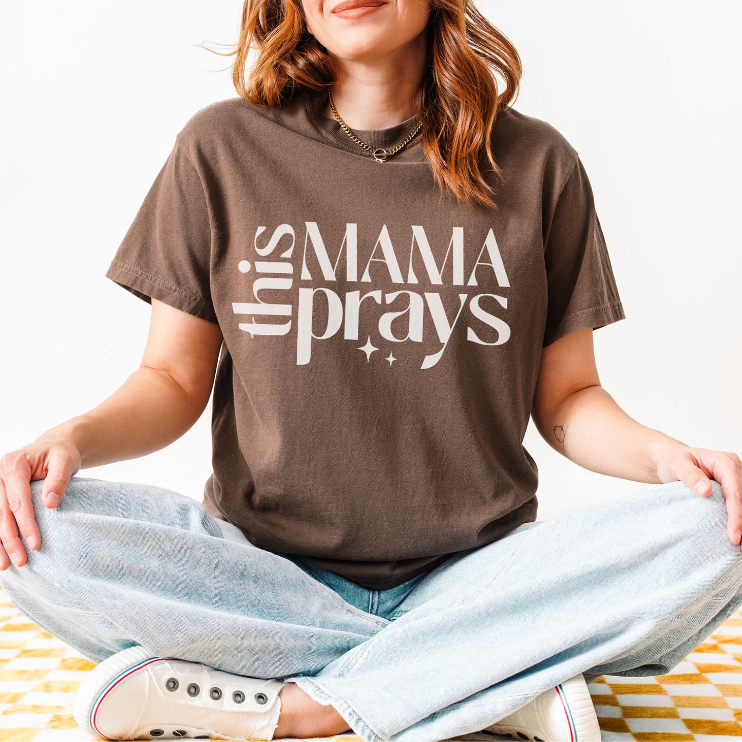 This Mama Prays T-Shirt