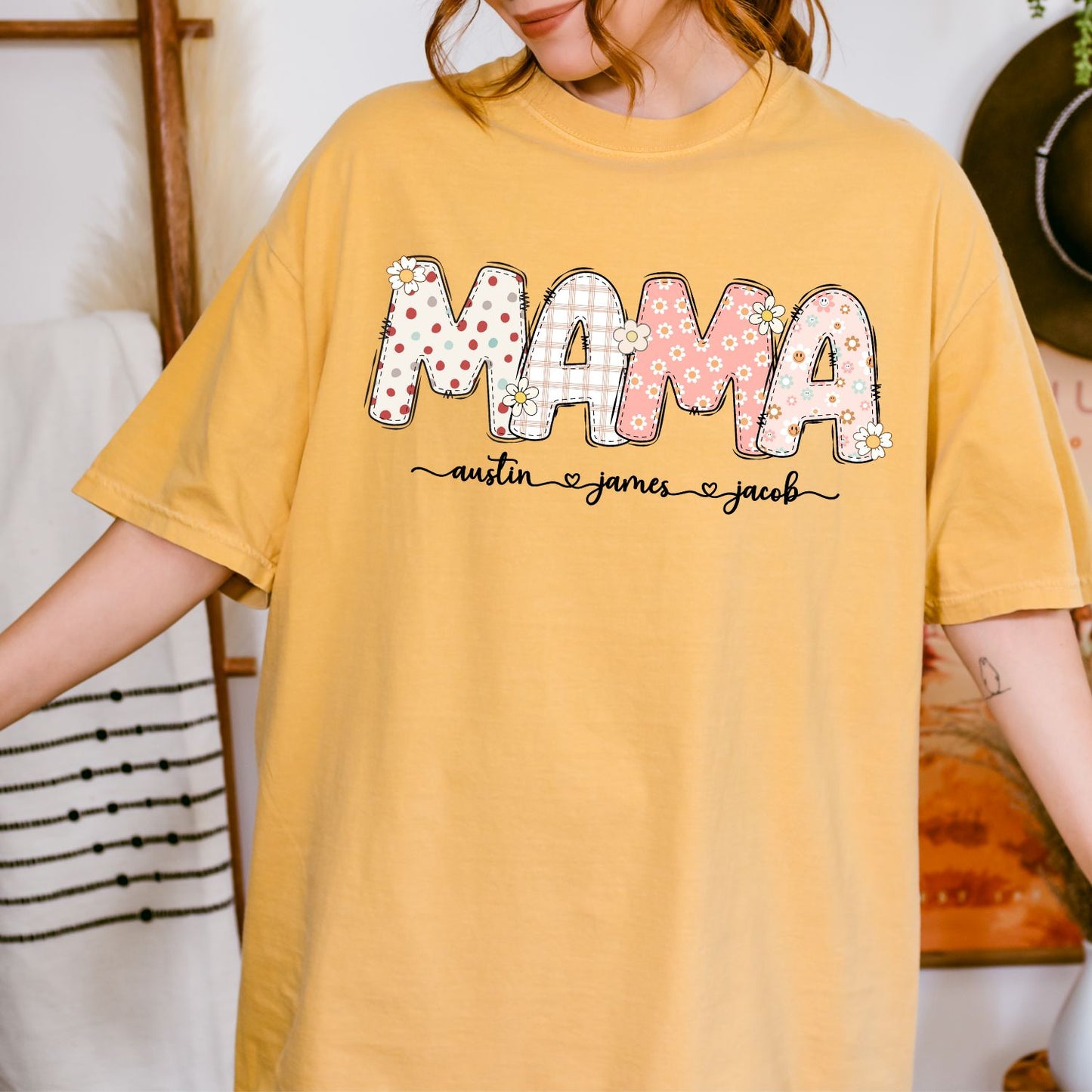 Personalized MAMA Floral T-Shirt