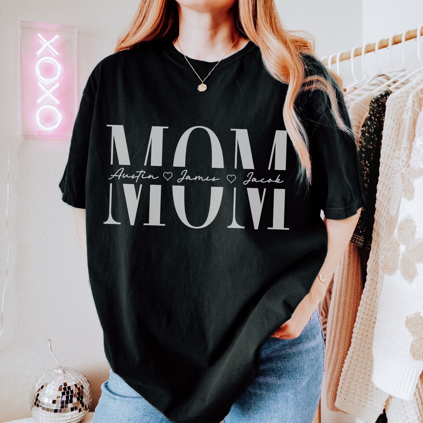 Personalized MOM T-Shirt