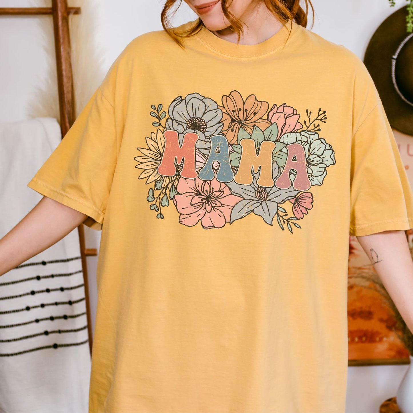 Retro Floral Mama T-Shirt