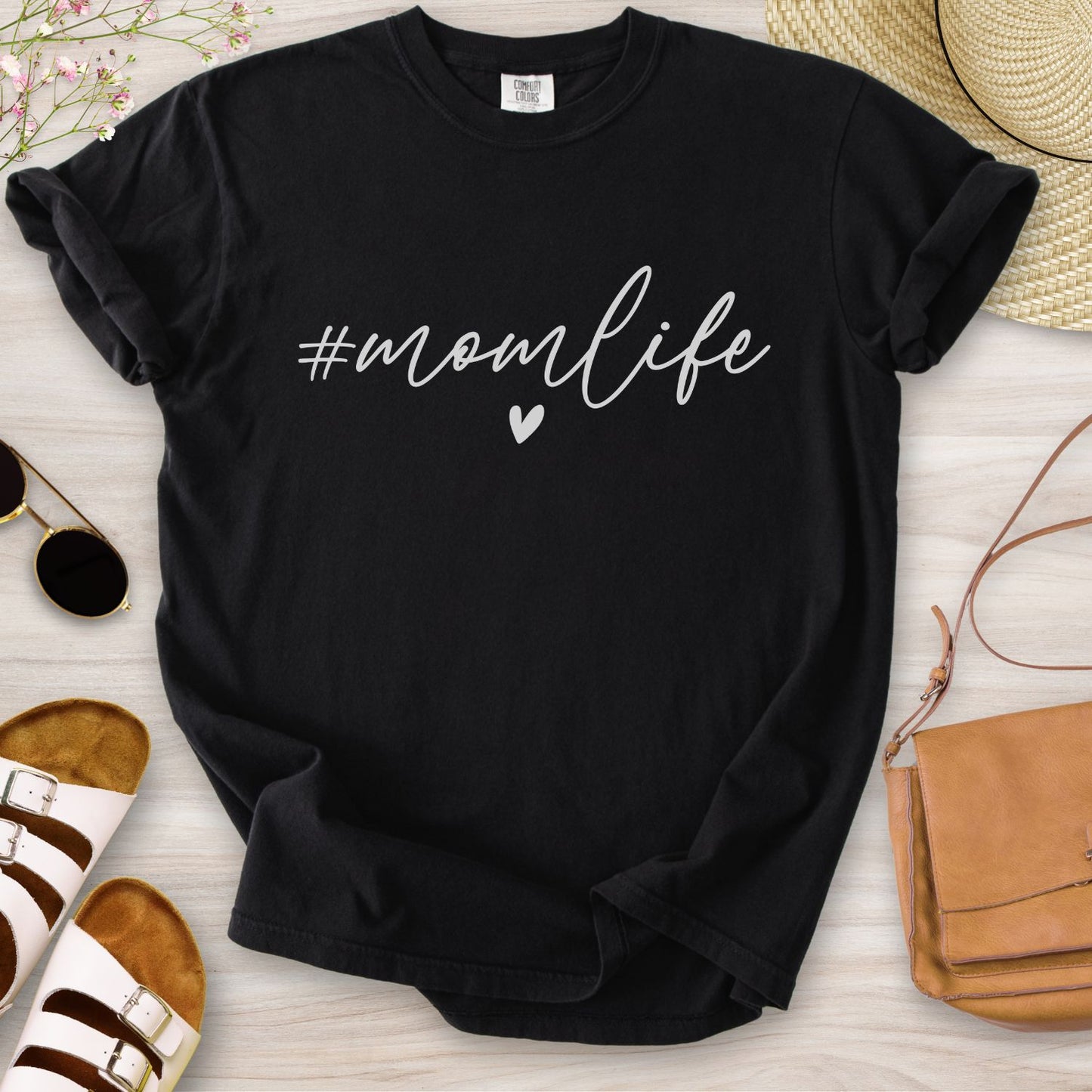 #Momlife T-Shirt
