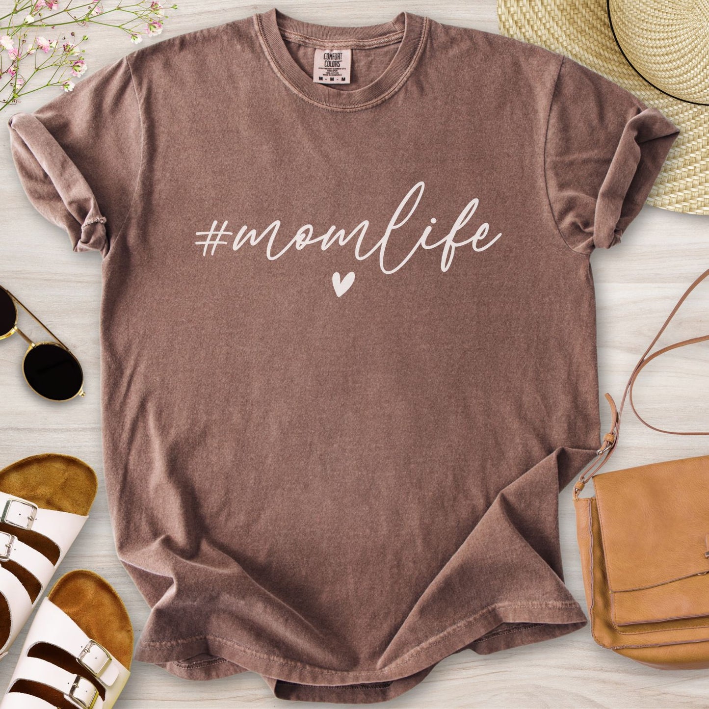 #Momlife T-Shirt