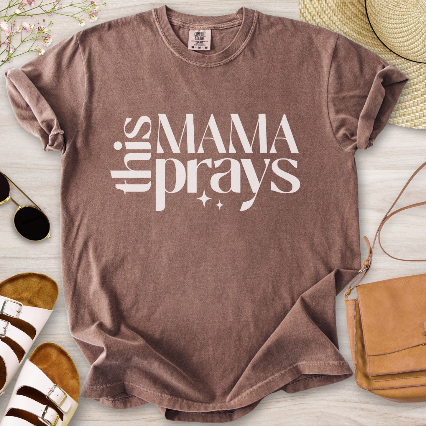 This Mama Prays T-Shirt