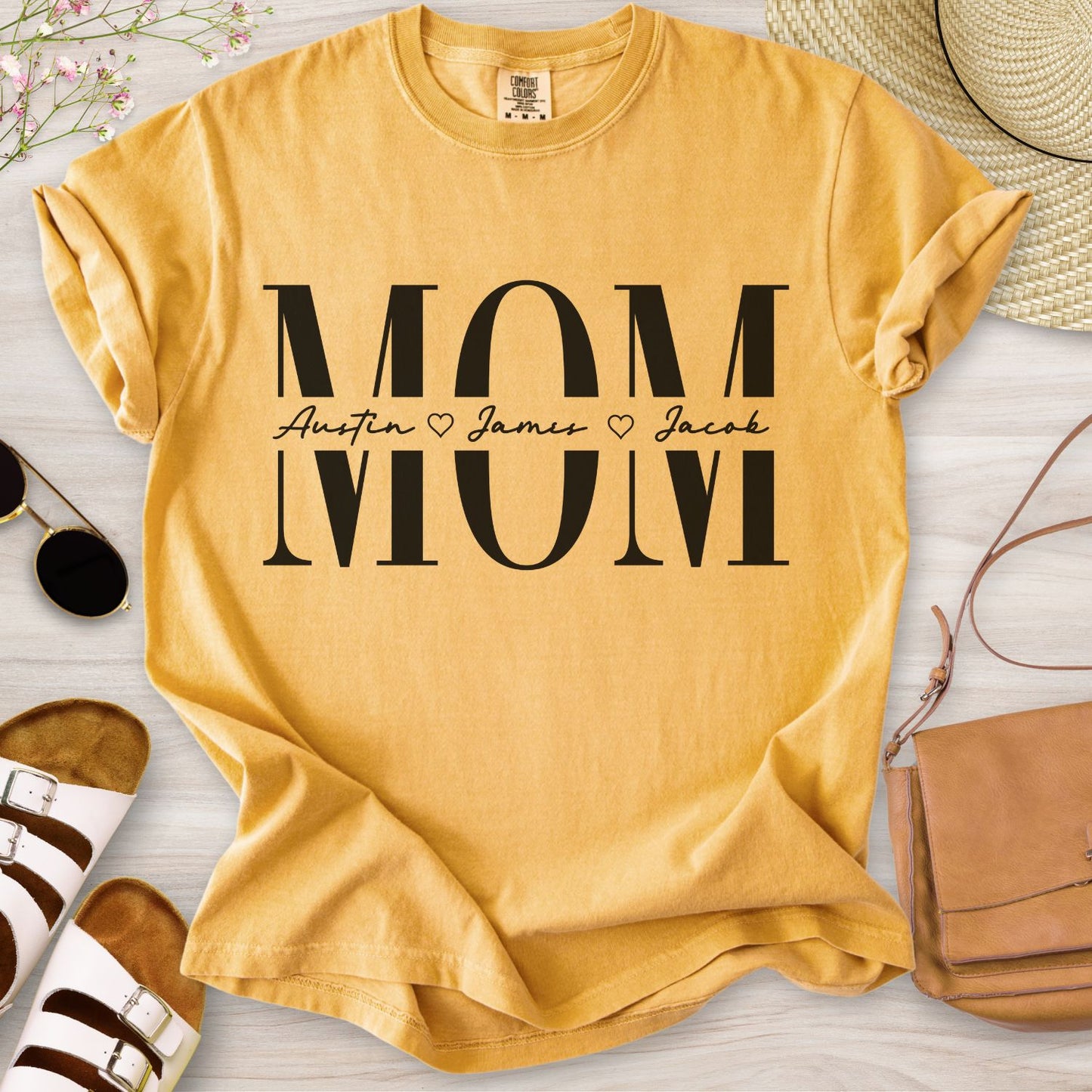 Personalized MOM T-Shirt